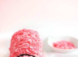 Birthday Party Inspiration : SnoBall Cake Roll