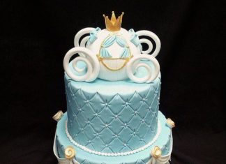 Birthday Party Inspiration : The secret of this creation? The carriage is a Rice Krispies treat!