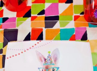 Birthday Party Inspiration : You will love the bright colors, sparkly accents, and cute animals wearing party…