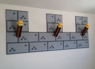 Birthday Party : Set of 3 Torches and 8 Castle wall blocks torch cube Minecraft inspired