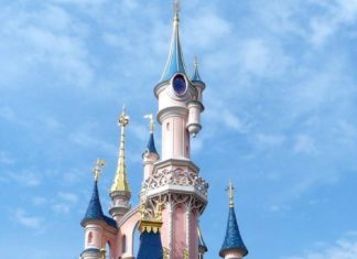 Birthday Party : What to do in line at Disney (Printable Disney Coloring Sheets) – Traveling Fami…
