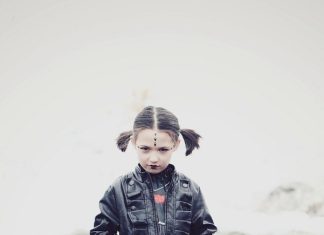 Birthday Party Inspiration : For this Star Wars inspired birthday party, encourage the kids to dress up as ch…