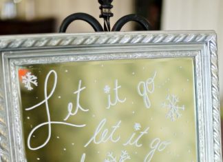 Birthday Party Inspiration : A Stunning Frozen-Themed Birthday Party Even Elsa Would Approve