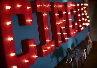 Birthday Decoration : DIY Vintage Circus Letter Sign for Birthday party or baby shower!