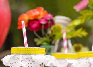 Birthday Decoration : Dreaming of warmer weather? Turn a simple glass jar into drinkware that will hav…