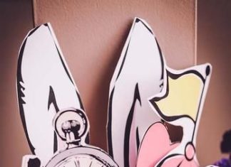 Birthday Decoration : Hostess with the Mostess® – Sarah's Alice in Wonderland Merry 30th UnBirthd…