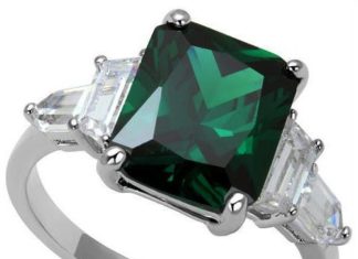 Birthday Gifts Ideas : 5CT Emerald Cut Green Emerald Engagement Ring