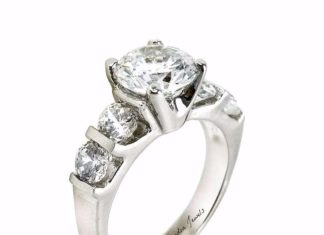 Birthday Gifts Ideas : A Perfect 2.9CT Round Cut Russian Lab Diamond Ring