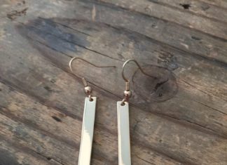 Birthday Gifts Ideas : Celebrity Inspired Minimalist Gold Peace Drop Earrings