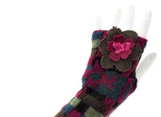Birthday Gifts Ideas : Floral Fingerless Gloves