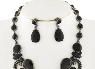 Birthday Gifts Ideas : Vintage Victorian Style Hematite Black Glass & Rhinestone Wedding Prom Necklace …