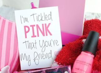 Birthday Gifts Inspiration : Cute Gift Idea for a Friend or Birthday-Tickled Pink Gift Box