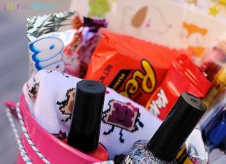 Birthday Gifts Inspiration : Cute and easy birthday gift idea-Buckets of Fun!