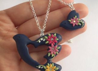 Birthday Gifts Inspiration : Mother daughter clay necklaces set with handmade embroidery // Mothers Day //Dau…