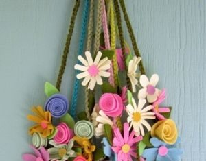 Birthday Inspiration: Beautiful felt flowers