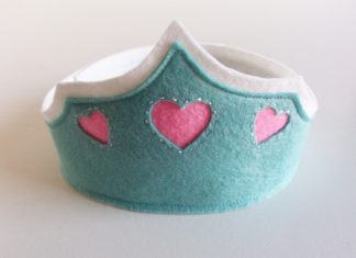 Birthday Inspiration: Felt Birthday Crown with Hearts – Light Blue Turquoise with Pink Hearts Girl'…