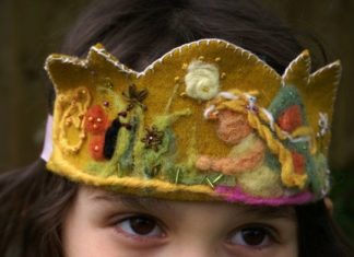 Birthday Inspiration: Waldorf Birthday Crown – SALE- organic – plant dyed wool felt – Summer Flower Fa…