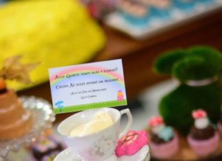 Birthday Party Inspiration : Desserts in stacked tea cups!