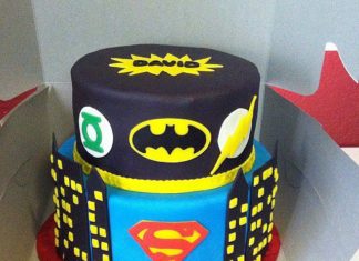 Birthday Party Inspiration : Edible Emblems