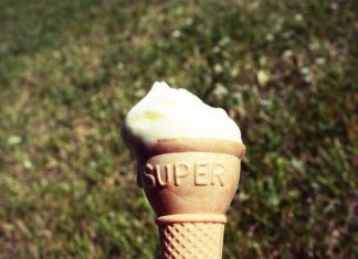 Birthday Party Inspiration : I Eat the Ice Cream