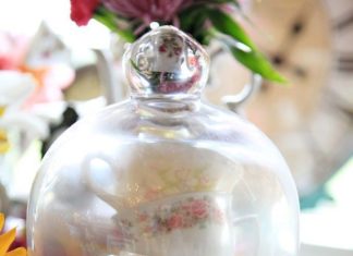 Birthday Party Inspiration : This Birthday Tea Party Will Blow You Away