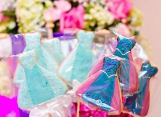 Birthday Party Inspiration : Throw a magical Frozen Coronation themed party for your princess. From the amazi…