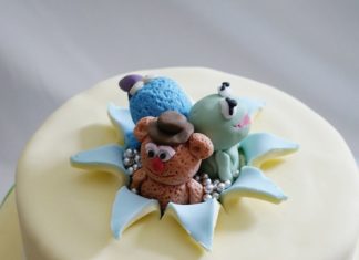 Birthday Party Inspiration : We'd love these guys to pop out of our cake!