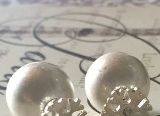 Birthday Gifts Ideas : Double Sided Pearl and Snowflake Earrings