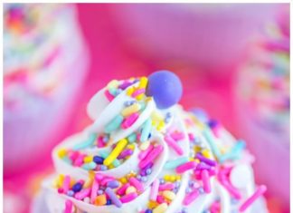 Birthday Gifts Inspiration : Birthday Gifts Inspiration : DIY Cupcake Bath Bombs – how to make a cupcake ba…