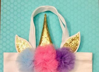 Birthday Gifts Inspiration : Con monograma con iniciales o nombre. Bonita bolsa de unicornio, perfecta para u…