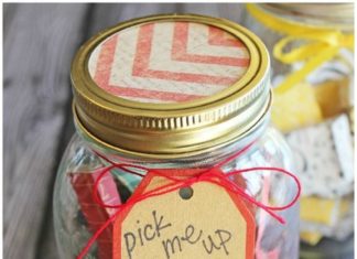 Birthday Gifts Inspiration : Pick Me Up Jars + Printable List of 50 Positive Quotes and Scriptures