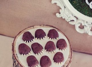 Birthday Party Inspiration : Bear Paw Cookies for a Brave Birthday Party