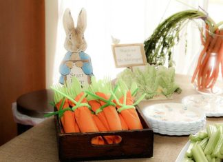 Birthday Party Inspiration : Peter Rabbit 1st birthday. #firstbirthday