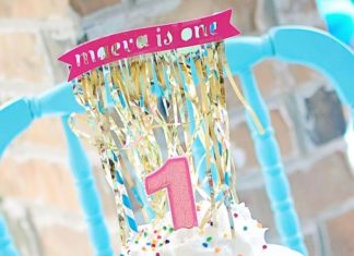 Birthday Party Inspiration : Smash cake at a first birthday party #smashcake #birthday #party