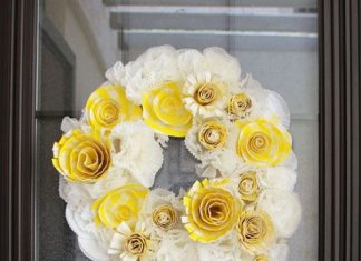 Birthday Party Inspiration : birthday wreath made from cupcake liners & paper plates