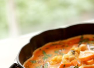 Birthday Cake : Vegetarian Thai Red Curry