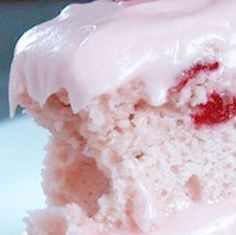 Birthday Decoration Ideas : Omg this cake!!! Cherry Layer Cake with Cream Cheese Frosting Recipe