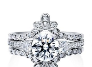 Birthday Gifts Ideas : A Floral 1.4CT Round Cut Russian Lab Diamond Bridal Set