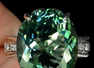 Birthday Gifts Ideas : A Natural 14K White Gold 18.7CT Oval Cut Green Sapphire Ring