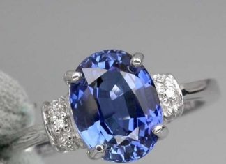 Birthday Gifts Ideas : Natural Vintage 2.43CT Oval Cut Kashmir Blue by JoyofLondon