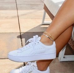 Birthday Gifts Inspiration : Dit prachtige sierlijke enkelbandje komt in goud of zilver en is de perfecte acc…