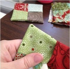 Birthday Gifts Inspiration : Holiday Mug Rug tutorial – quick and cute! Would be cute as a housewarming gift,…