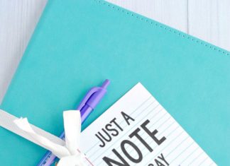 Birthday Gifts Inspiration : I have a lot of obsessions-some of them I have mentioned here. Chocolate. Glitte…