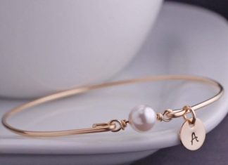 Birthday Gifts Inspiration : Uh Christmas present please? Personalized Pearl Jewelry, June Birthday, June Bir…