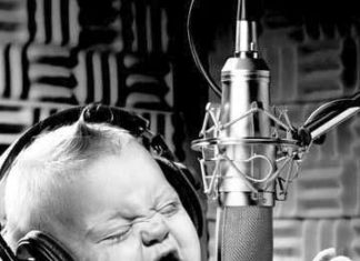 Happy Birthday Wiches : photo noir et blanc enfant