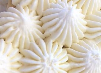 Birthday Cake : Whipped Cream Cheese Frosting Recipe