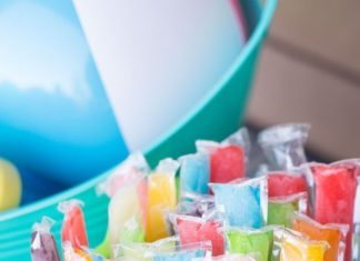 + 74 birthday party decorations : Fête des piscines et des sucettes glacées