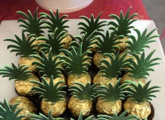 + 74 birthday party decorations : Aloha with Gold Pineapples & Flamingos Birthday Party Ideas | Photo 15 of 44