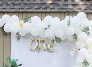 + 74 birthday party decorations : Atlas is ONE: Tropical Plant First Birthday Party – Jar Of Lemons