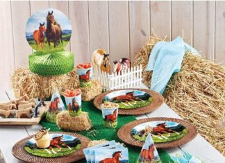 + 74 birthday party decorations : Horse Party Beverage Napkins
